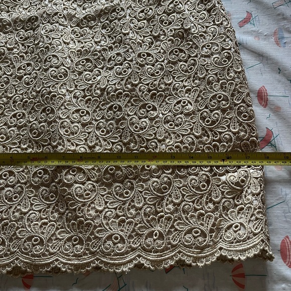 Elegant Lace handmade vintage dress with lace overlay - Picture 6 of 13